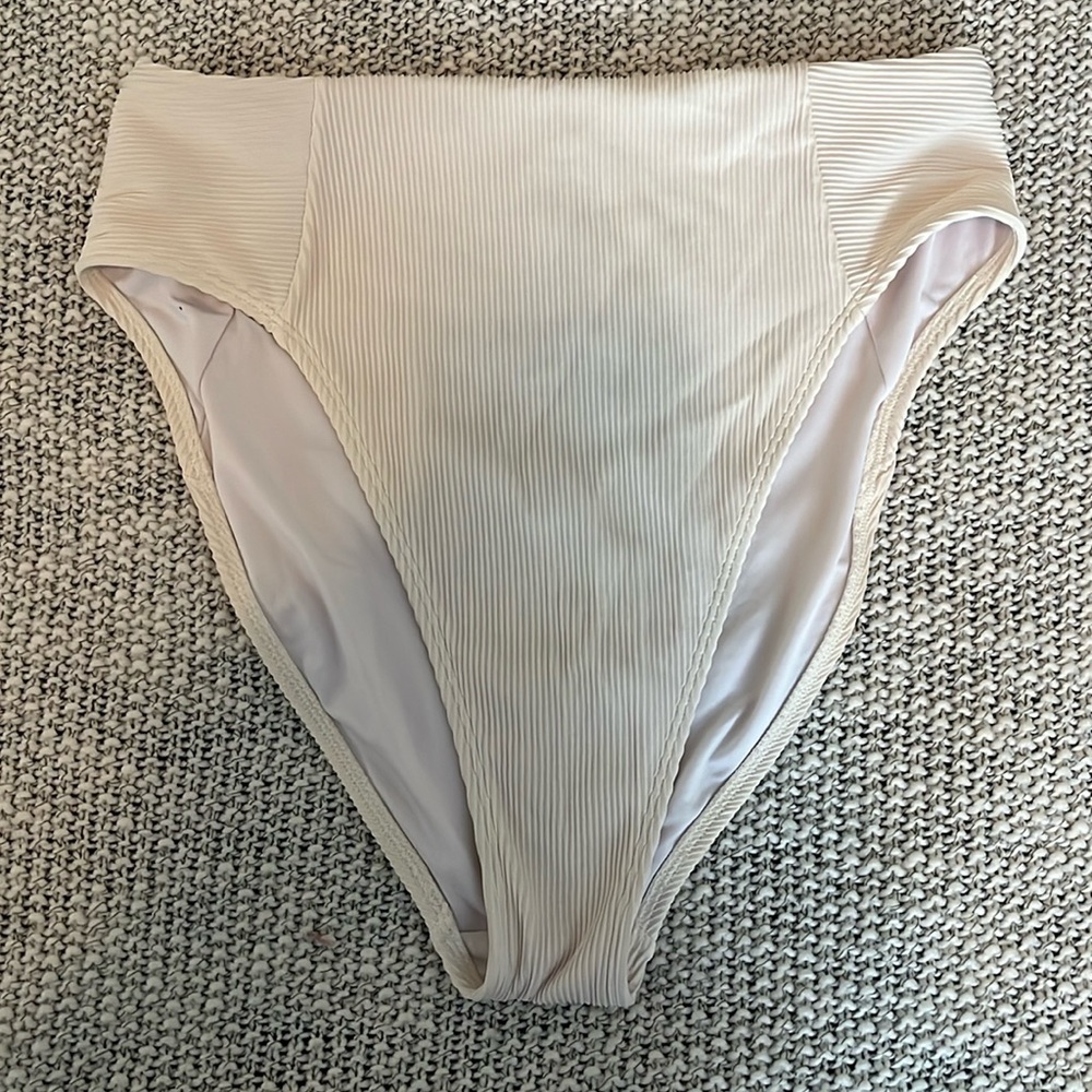 Women’s bikini bottom